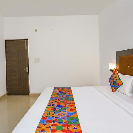Fabhotel The Prasiddh อัครา ภายนอก รูปภาพ